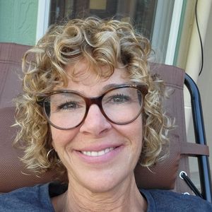 Meet your Posher, Jennell